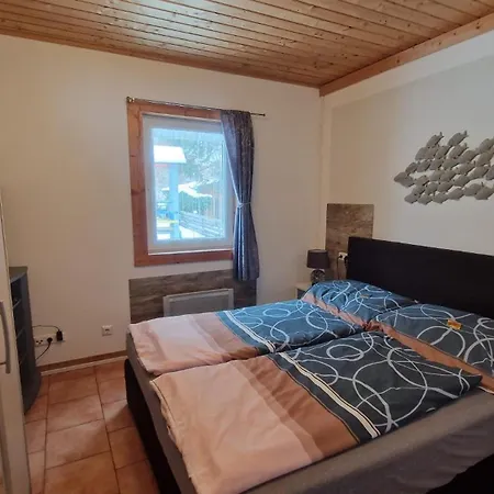 Prázdninový dům Ferienhaeuser Familie Hofer Weissensee *