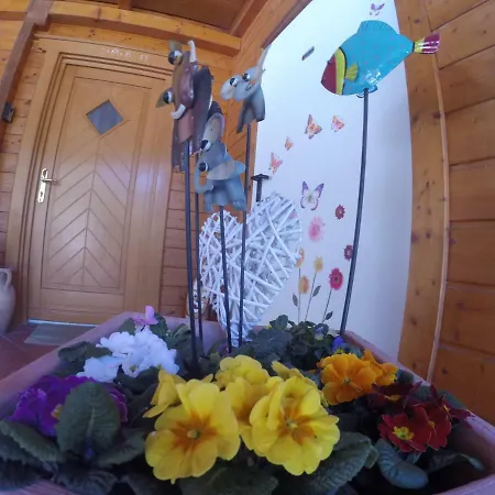 Ferienhaeuser Familie Hofer Weissensee Stockenboi