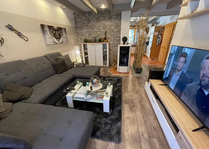 Ferienhaeuser Familie Hofer Weissensee Stockenboi