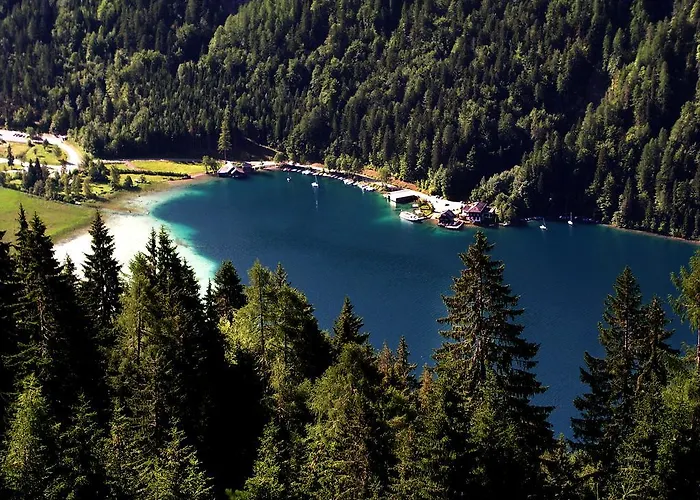 Vakantiehuis Ferienhaeuser Familie Hofer Weissensee *